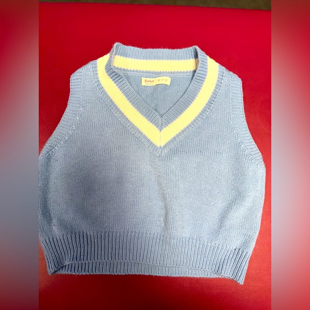 Junior’s light blue sweater vest